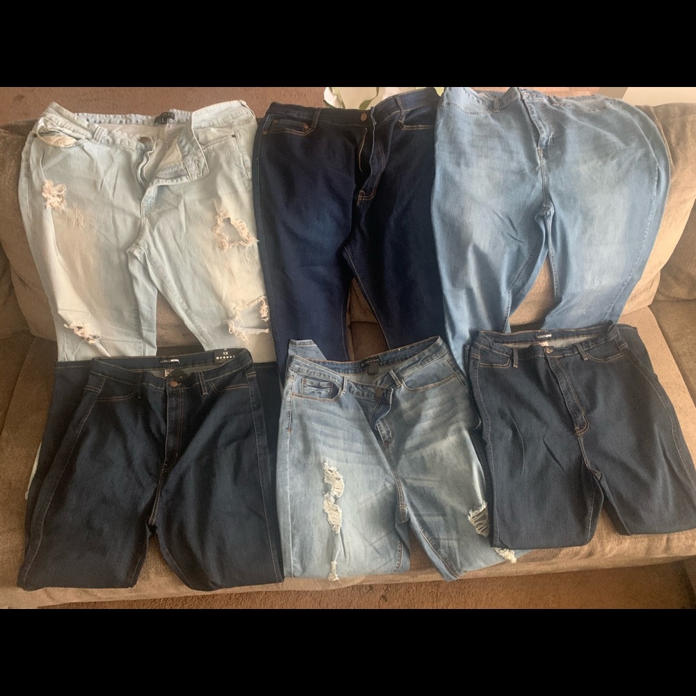 Women’s lot size 18 jeans